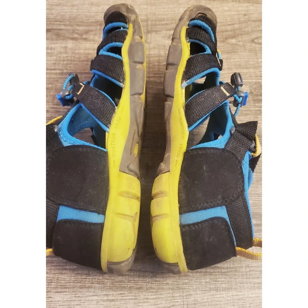 Keen Seacamp II Hiking Sandals Youth Size 4 Black‎ Blue